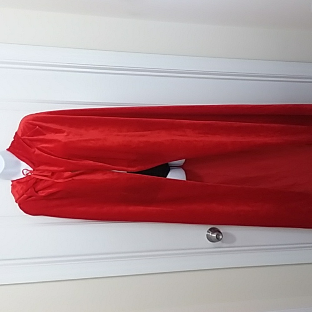 Adult Red Velvet Hooded Cape